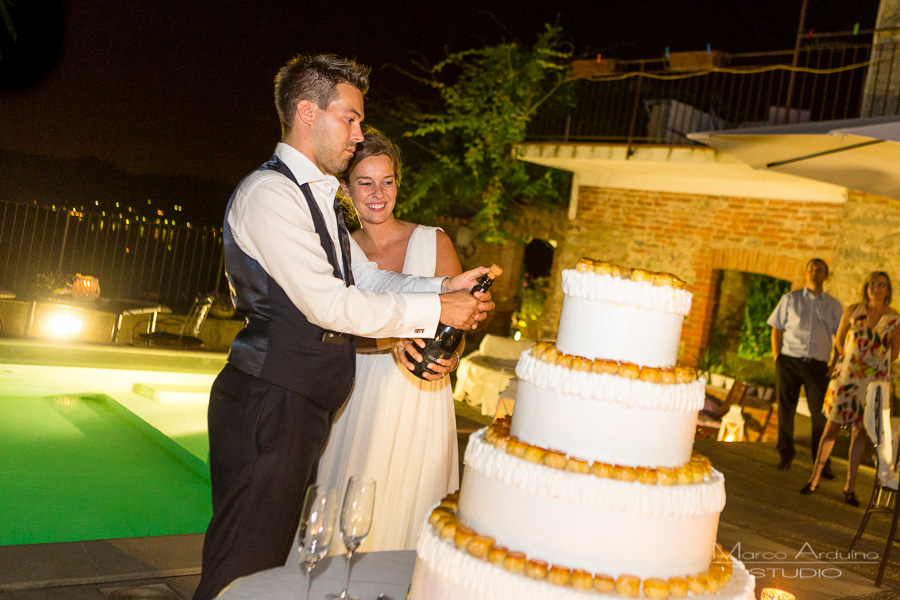 wedding cake cutting langhe barolo piedmont italy