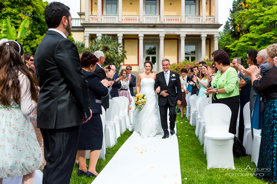 outdoor civil wedding ceremony villa Giulia pallanza lake maggiore italy