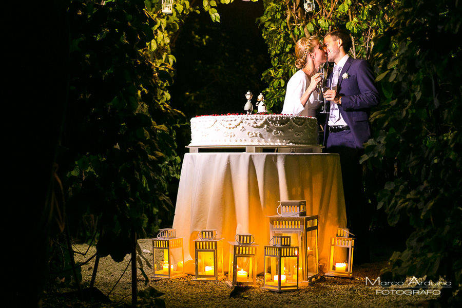 wedding cake cutting jardin a vivre lake maggiore