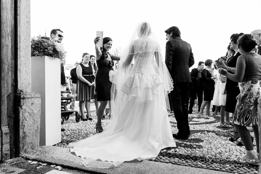 getting married in countryside lombardy