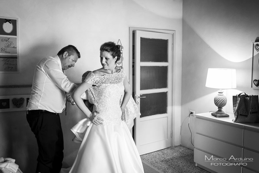 bride getting ready