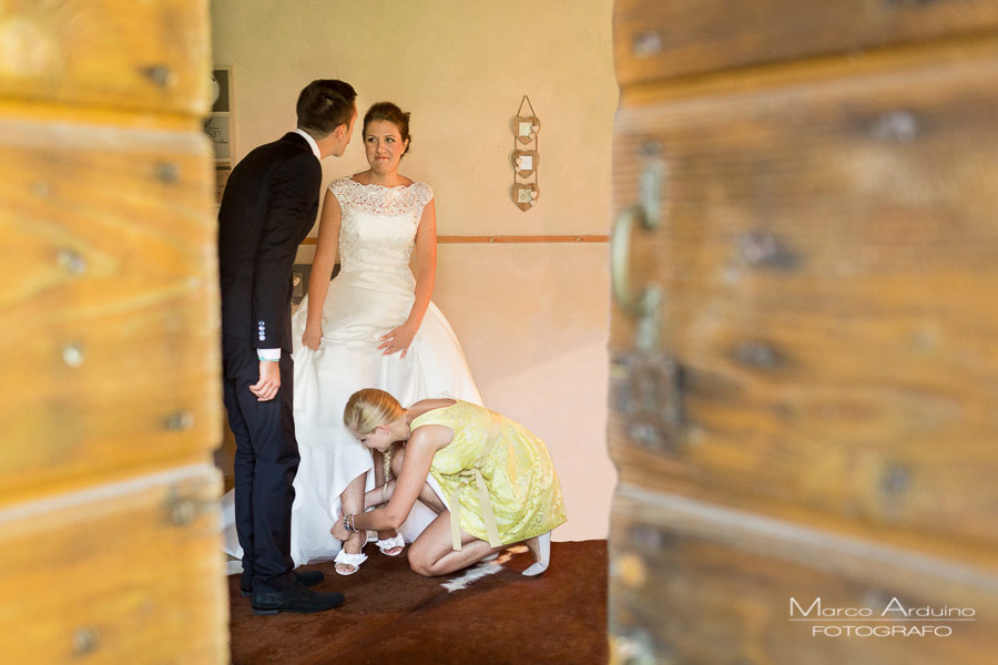 bride getting ready in countryside