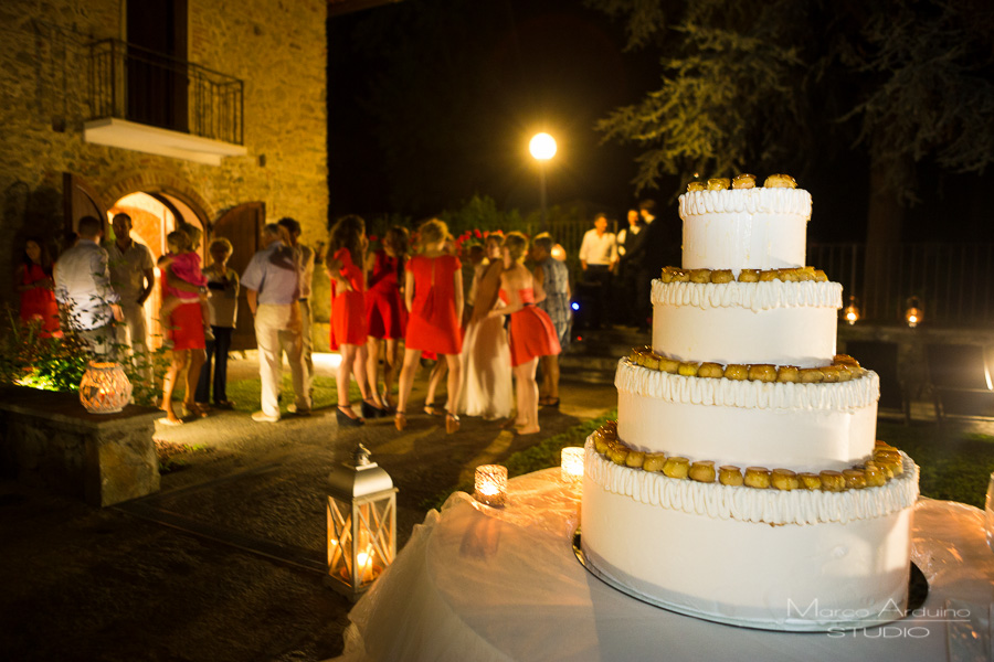 wedding cake cutting langhe barolo piedmont italy
