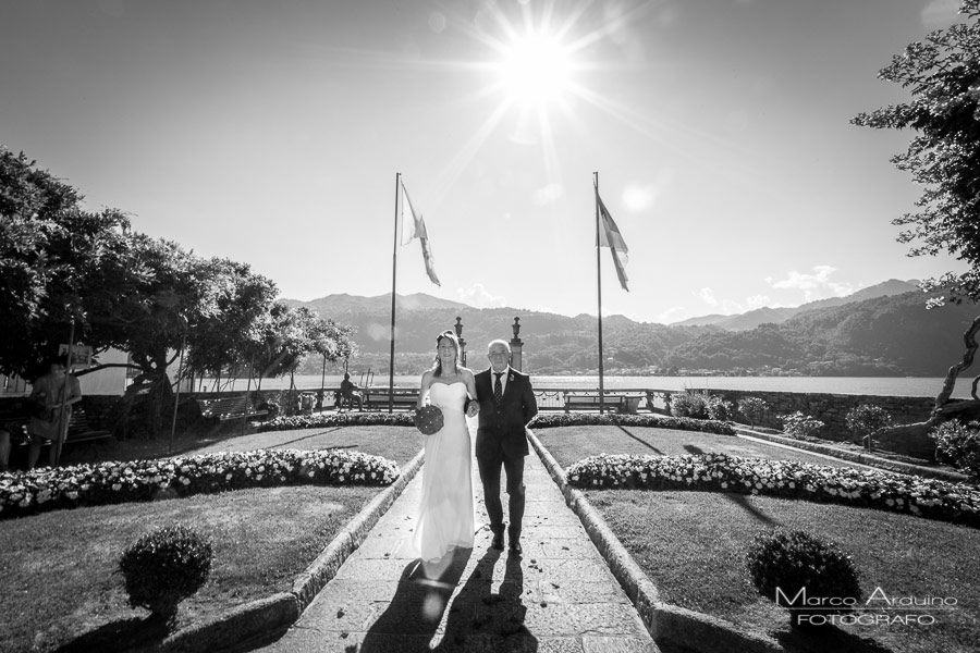 outdoor civil ceremony Villa Bossi lake orta