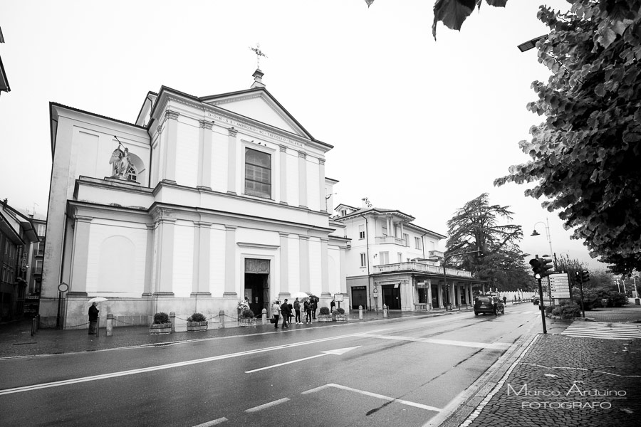 rain wedding on lake maggiore