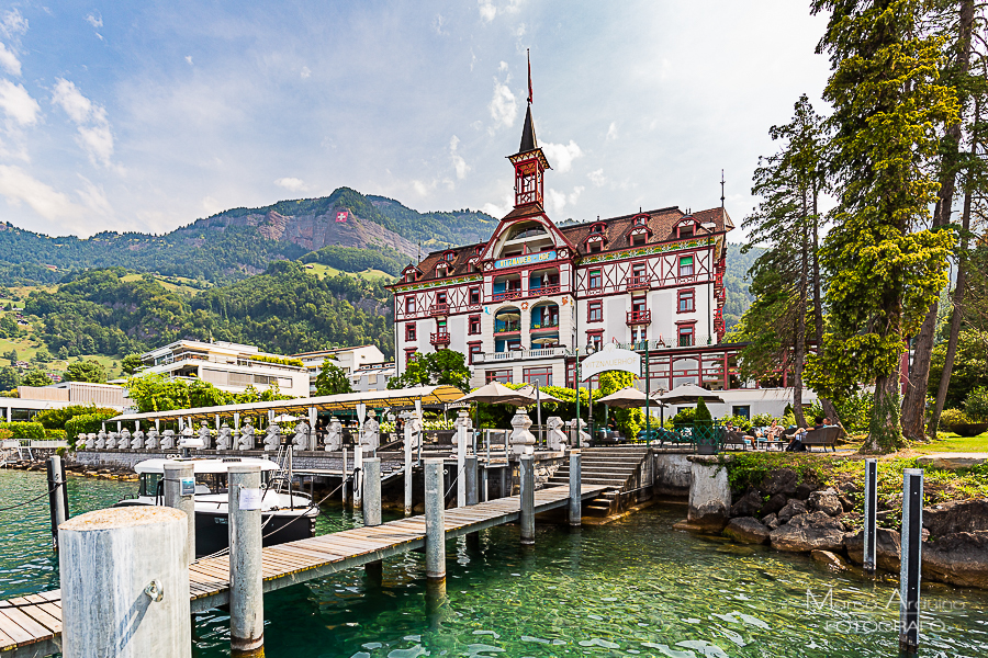 Wedding at Vitznauerhof in Switzerland